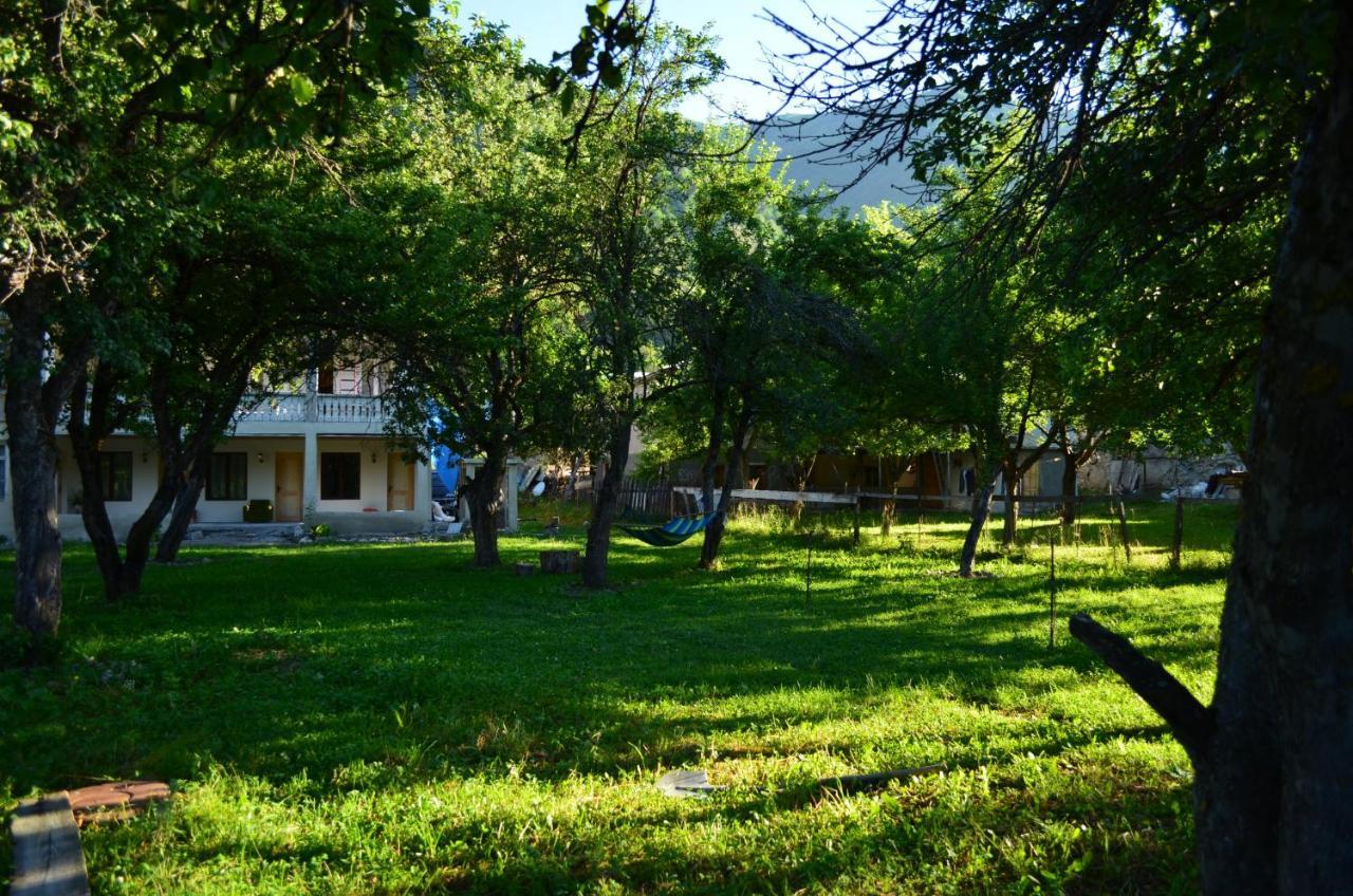 Garden House Mestia Exteriér fotografie